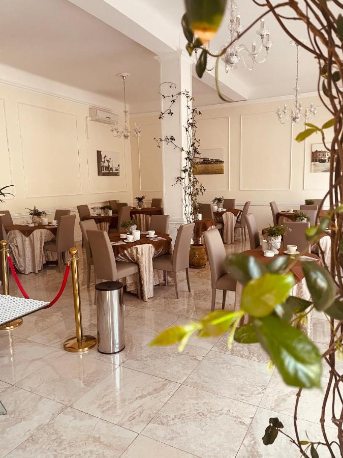 Hotel Regina Margherita بورديغيرا المظهر الخارجي الصورة